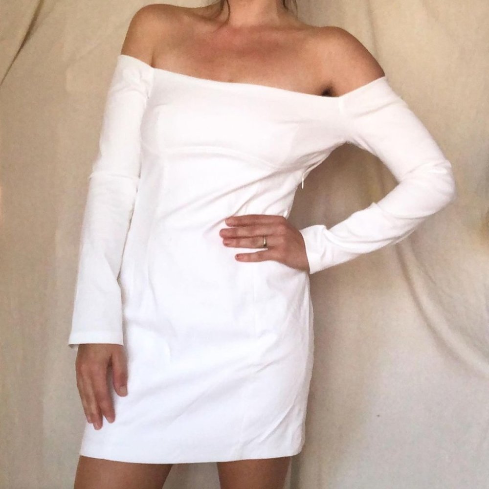 NEW Zara white shoulder dress - Large - $30.00